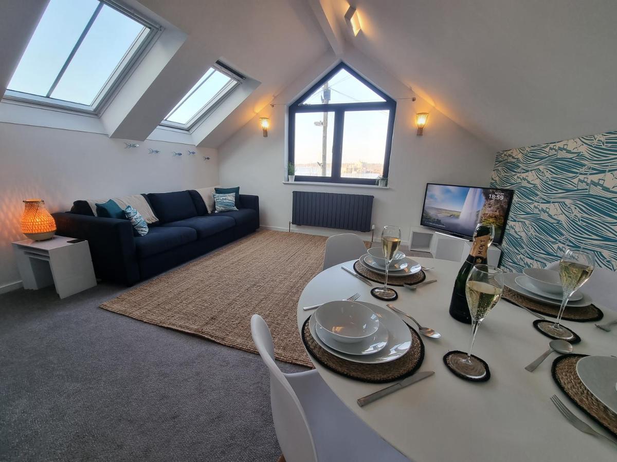 The Bunker-Luxe Central Falmouth Getaway With Stunning Sea Views Exterior foto